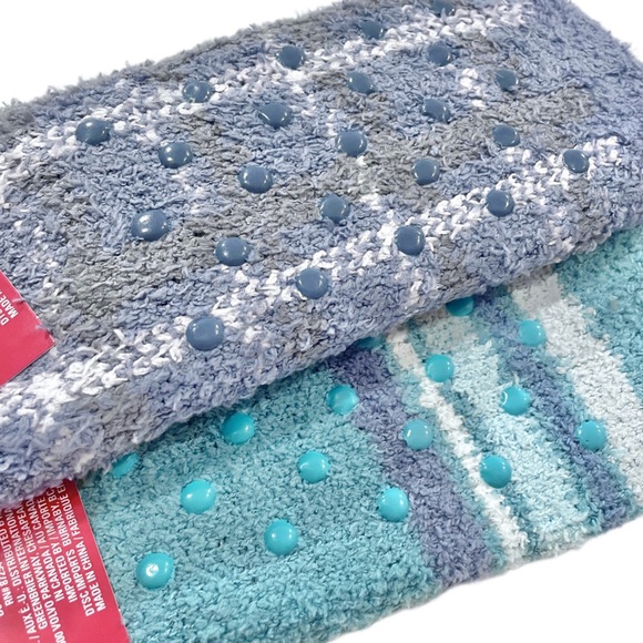 🎁 SNUGADOO Soft Fuzzy Non-Slip Adult Socks Blue Plaid & Green Stripes Set NWT - Picture 5 of 5